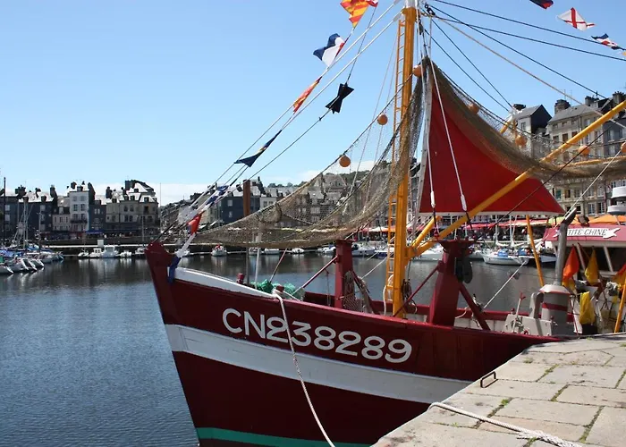 Daire -coeur Historique -my Little Garden - Parking Gratuit 500m -la Clef De Honfleur