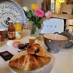 -coeur Historique -my Little Garden - Parking Gratuit 500m -la Clef De Апартаменты *