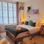 Appartement -coeur Historique -my Little Garden - Parking Gratuit 500m -la Clef De