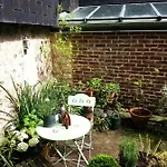 -coeur Historique -my Little Garden - Parking Gratuit 500m -la Clef De Апартаменты Онфлёр