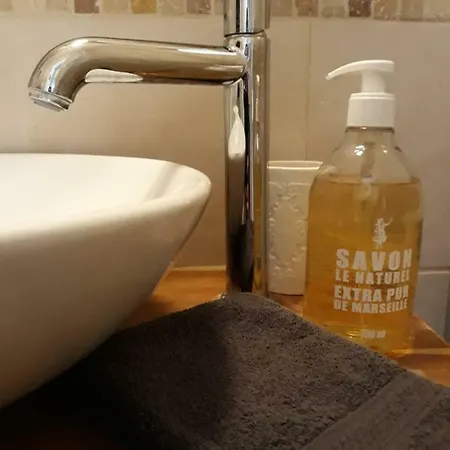 Apartman -coeur Historique -my Little Garden - Parking Gratuit 500m -la Clef De Honfleur