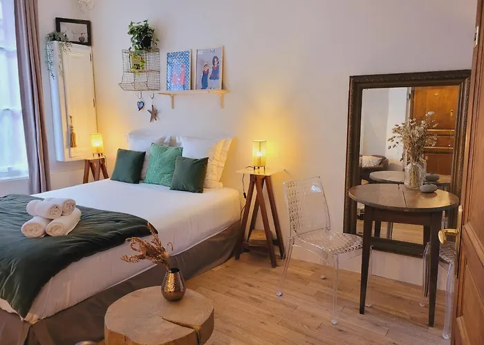 -coeur Historique -my Little Garden - Parking Gratuit 500m -la Clef De Apartment Honfleur