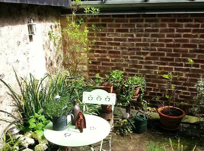 -coeur Historique -my Little Garden - Parking Gratuit 500m -la Clef De Apartment Honfleur